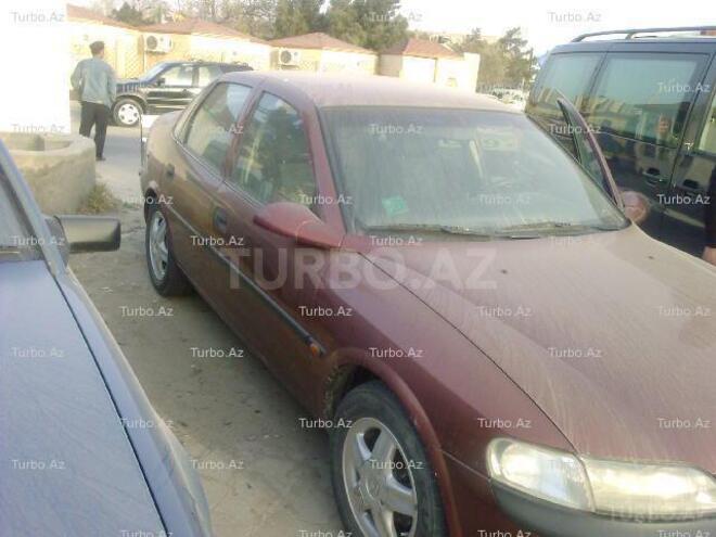 Opel Vectra 1999, 245,000 km - 2.0 l - Bakı