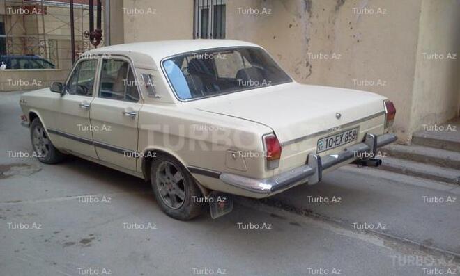 GAZ 24 1979, 300,000 km - 2.4 л - Bakı