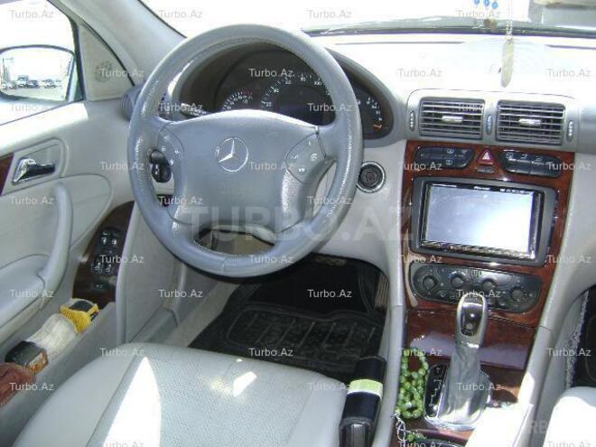 Mercedes C 240 2001, 240,000 km - 2.6 l - Bakı