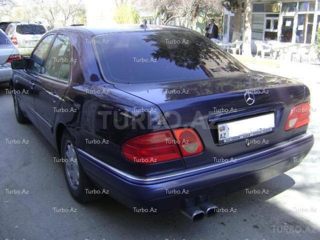 Mercedes E 240 1999, 150,000 km - 2.4 л - Bakı