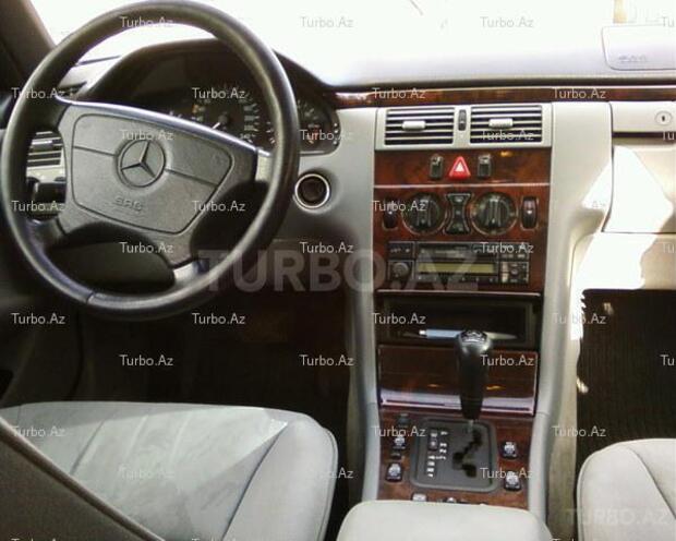 Mercedes E 240 1998, 204,335 km - 2.4 l - Bakı