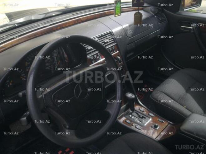 Mercedes C 220 1998, 286,000 km - 2.2 л - Bakı