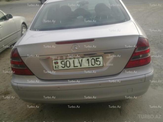 Mercedes E 220 2002, 260,000 km - 2.2 l - Bakı