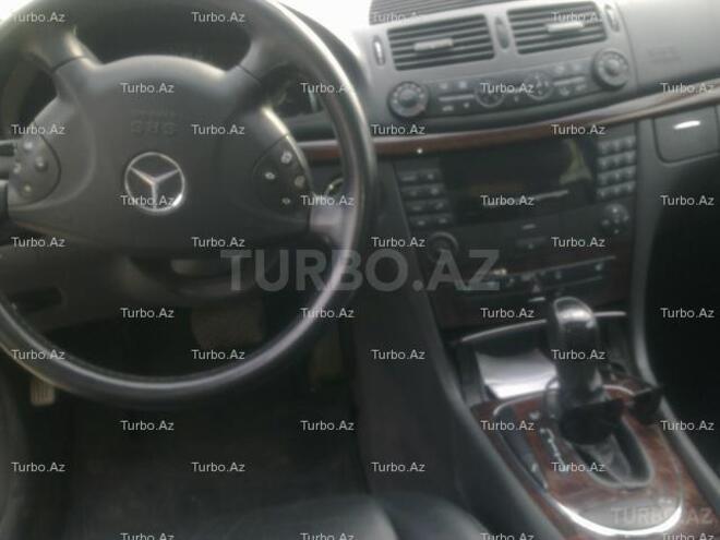 Mercedes E 220 2002, 260,000 km - 2.2 l - Bakı