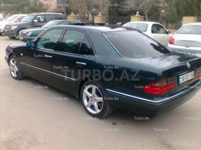 Mercedes E 230 1995, 210,000 km - 2.3 l - Bakı
