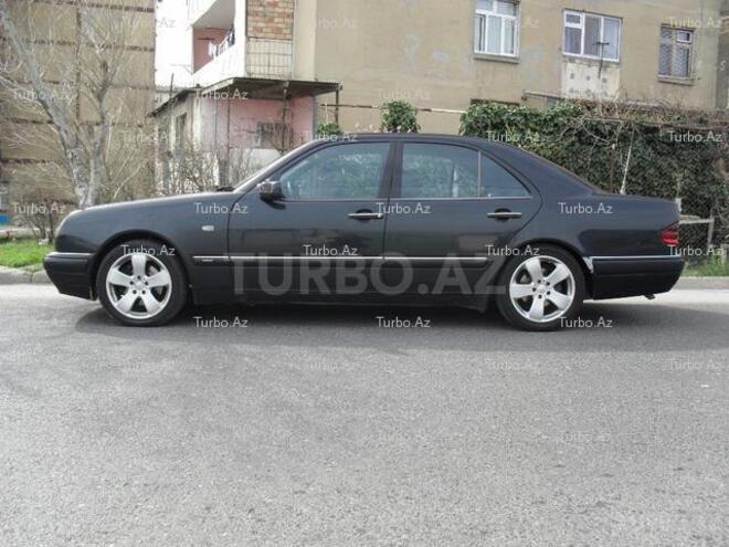 Mercedes E 300 1998, 270,000 km - 3.0 l - Bakı