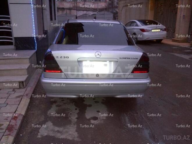 Mercedes C 220 2000, 105,500 km - 2.3 l - Bakı