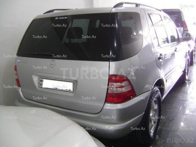 Mercedes ML 320 2001, 130,000 km - 3.2 l - Bakı