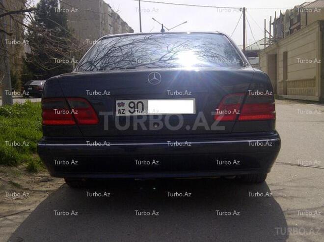 Mercedes E 280 2000, 160,000 km - 2.8 l - Bakı