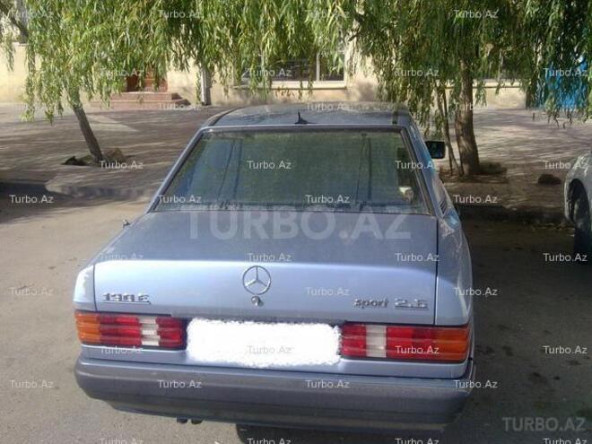 Mercedes 190 1993, 205,000 km - 2.6 л - Bakı