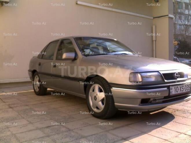 Opel Vectra 1995, 250,000 km - 2.0 л - Bakı
