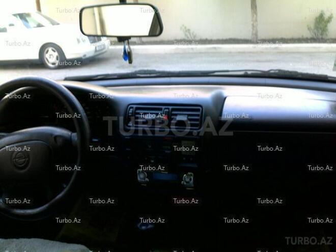 Opel Vectra 1995, 250,000 km - 2.0 л - Bakı