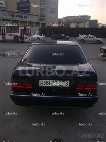 Mercedes E 270 1999, 310,000 km - 2.7 л - Bakı