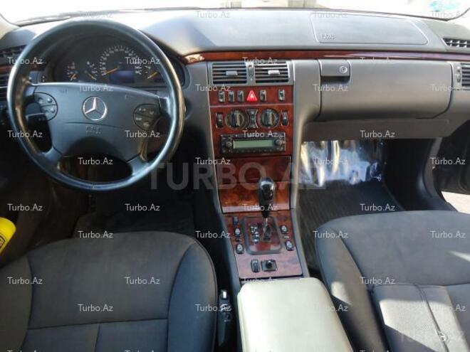 Mercedes E 220 2001, 114,200 km - 2.2 л - Bakı