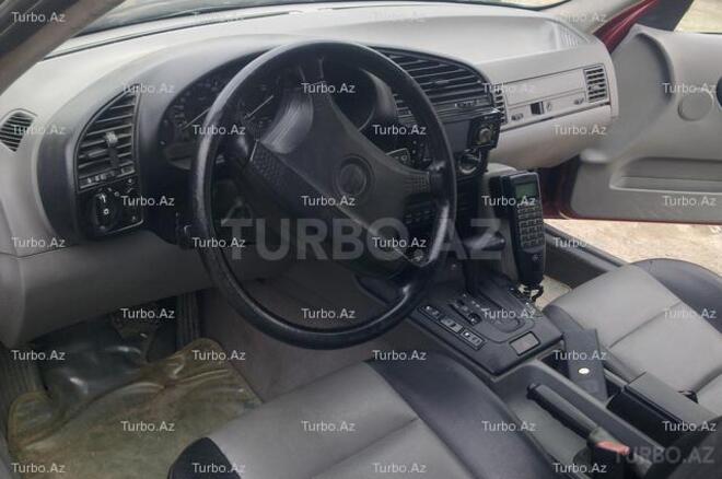 BMW 320 1992, 235,000 km - 2.0 l - Bakı
