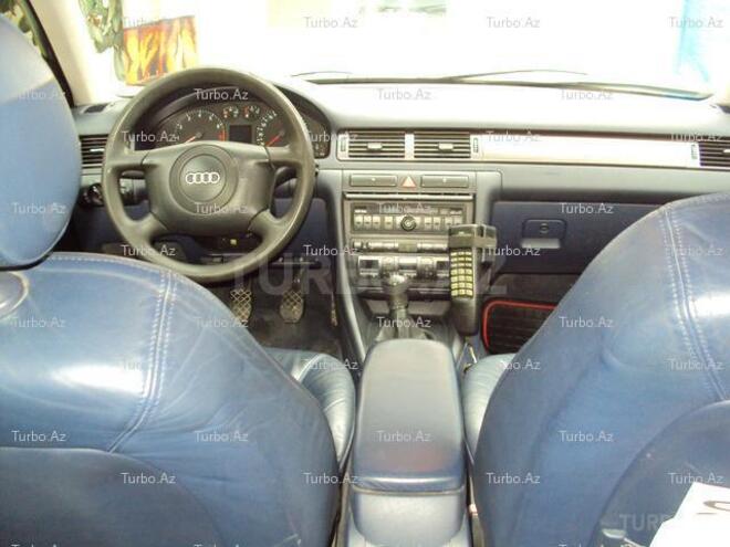 Audi A6 1998, 290,000 km - 2.4 л - Bakı