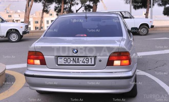 BMW 528 1999, 165,000 km - 2.8 l - Bakı