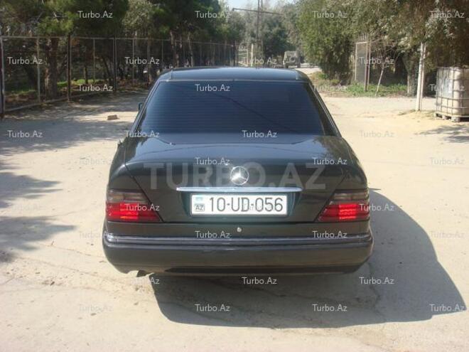 Mercedes E 220 1995, 218,000 km - 2.2 l - Bakı