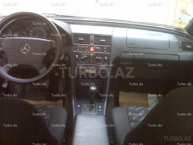 Mercedes C 220 2000, 188,000 km - 2.2 l - Bakı