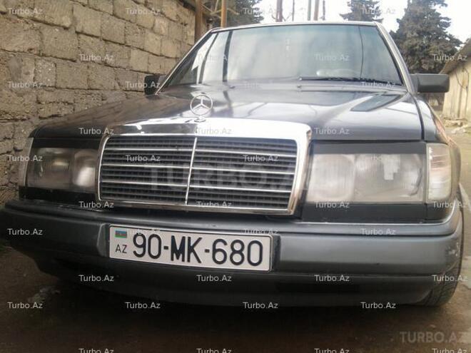 Mercedes E 200 1993, 255,000 km - 2.0 l - Bakı