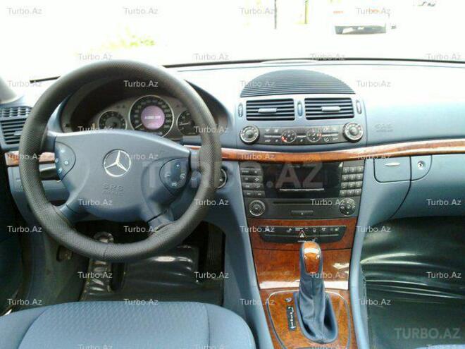 Mercedes E 240 2003, 101,000 km - 2.6 л - Bakı