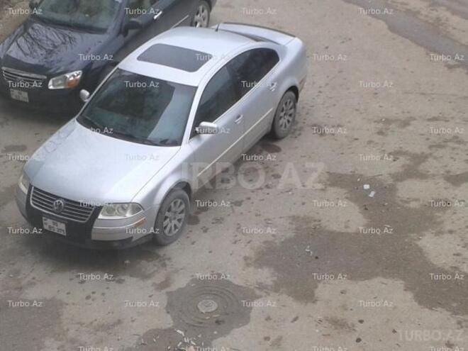 Volkswagen Passat 2001, 196,000 km - 1.8 л - Bakı