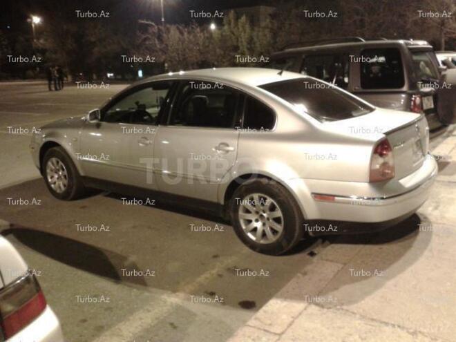 Volkswagen Passat 2001, 196,000 km - 1.8 л - Bakı