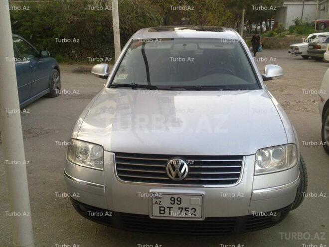 Volkswagen Passat 2004, 84,000 km - 1.8 l - Bakı