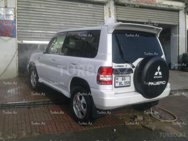 Mitsubishi Pajero io 1999, 140,000 km - 1.8 л - Bakı