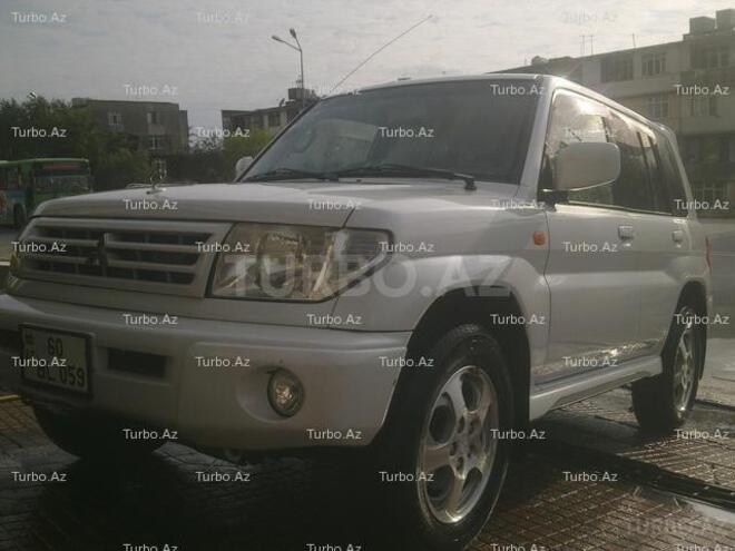 Mitsubishi Pajero io 1999, 140,000 km - 1.8 л - Bakı