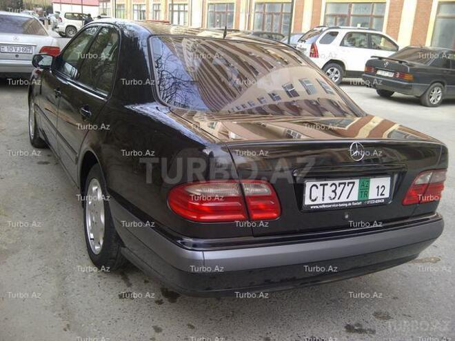 Mercedes E 220 2000, 19,000 km - 2.2 l - Bakı