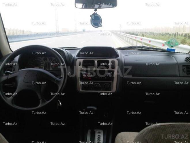 Mitsubishi Pajero io 2002, 125,000 km - 2.0 l - Bakı