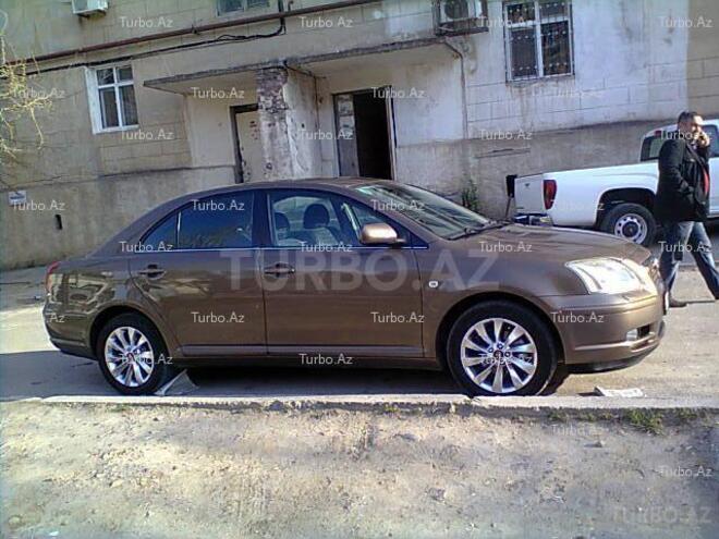 Toyota Avensis 2005, 175,000 km - 1.8 l - Bakı
