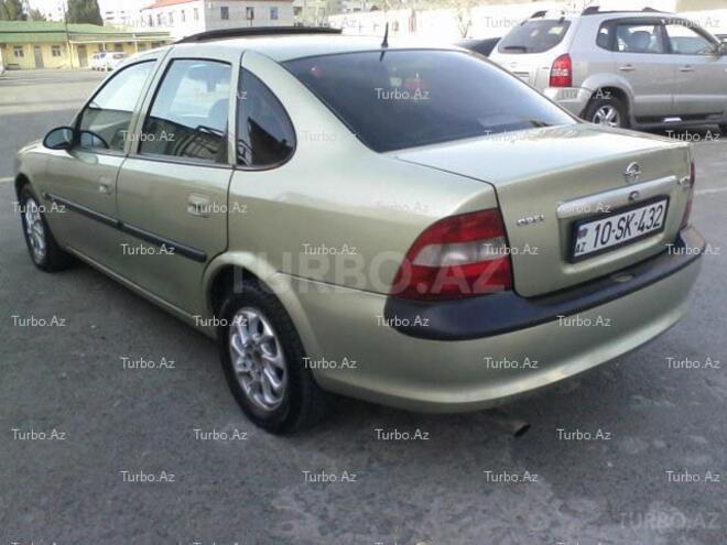 Opel Vectra 1998, 330,000 km - 1.8 л - Bakı