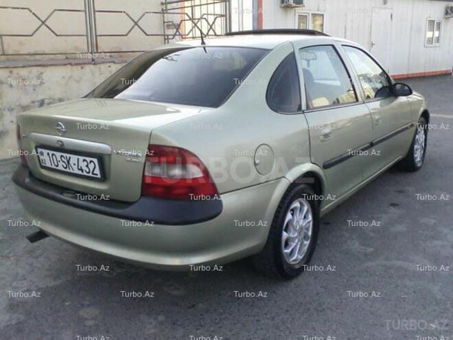 Opel Vectra 1998, 330,000 km - 1.8 л - Bakı