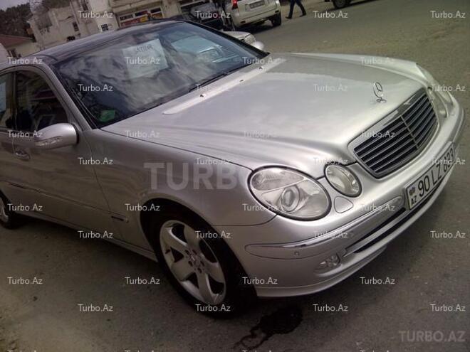 Mercedes E 320 2003, 204,000 km - 3.2 l - Bakı