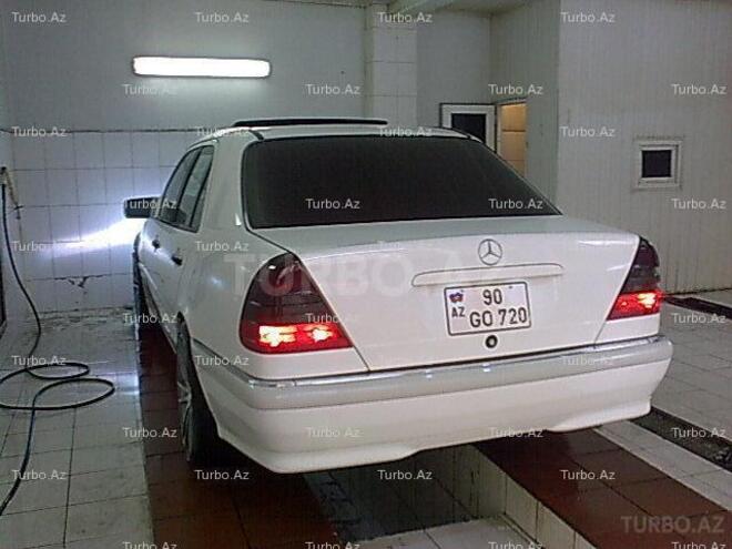 Mercedes C 230 1997, 267,000 km - 2.3 l - Bakı