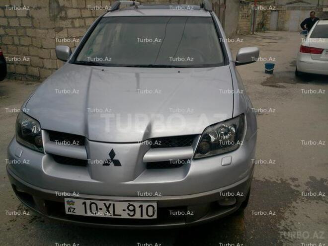 Mitsubishi Outlander 2003, 100,000 km - 2.4 l - Bakı