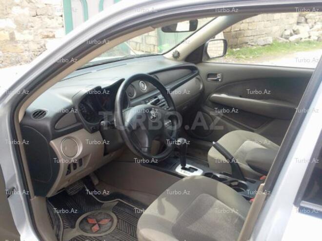 Mitsubishi Outlander 2003, 100,000 km - 2.4 l - Bakı