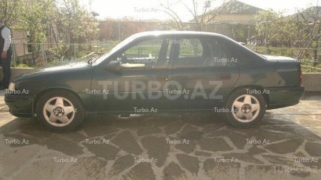 Opel Vectra 1995, 279,000 km - 1.8 l - Bakı