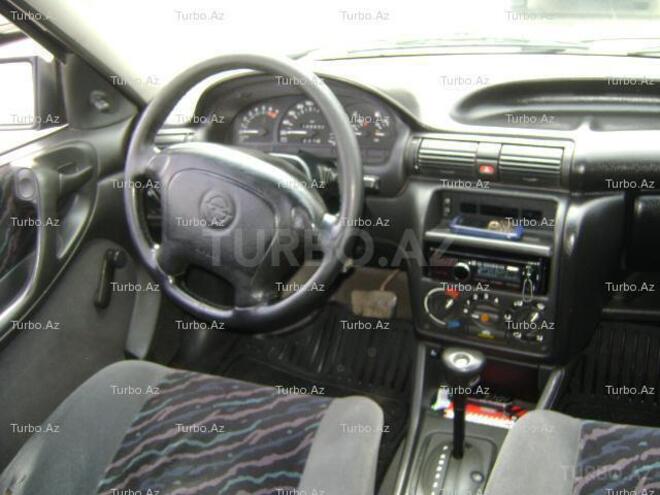 Opel Astra 1994, 198,000 km - 1.6 l - Bakı