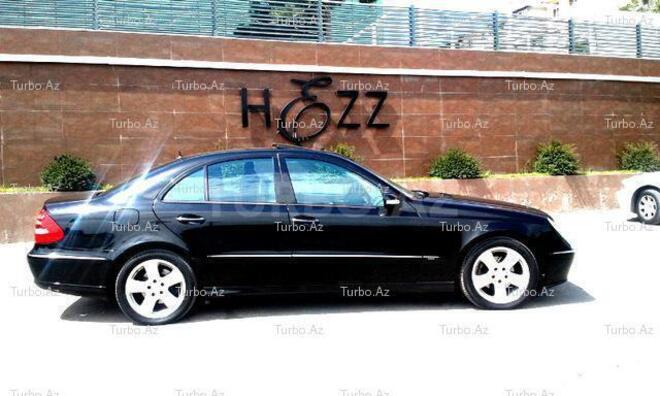 Mercedes E 240 2002, 167,000 km - 2.6 l - Bakı