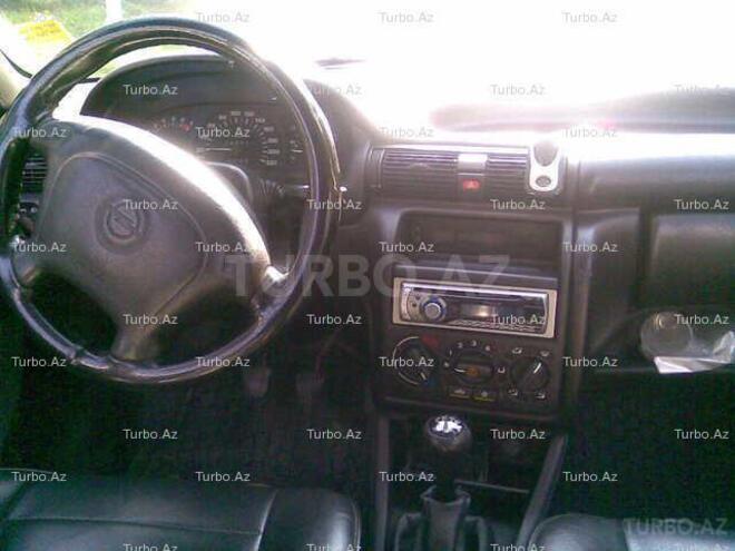 Opel Astra 1996, 249,000 km - 1.8 l - Bakı