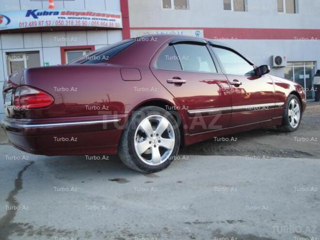 Mercedes E 240 2000, 177,000 km - 2.4 l - Bakı