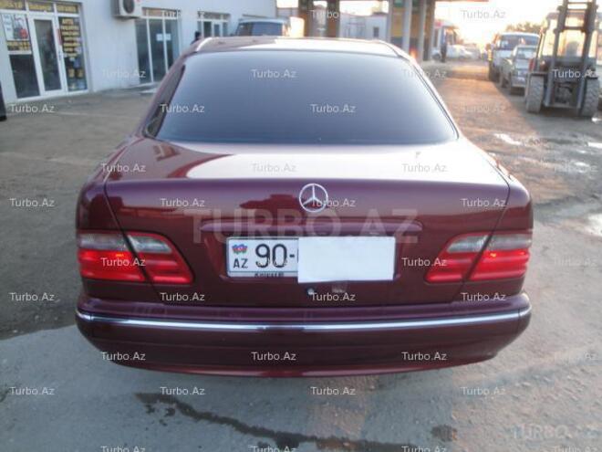 Mercedes E 240 2000, 177,000 km - 2.4 l - Bakı
