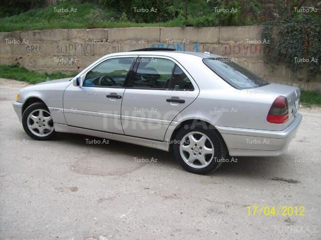 Mercedes C 230 2000, 118,000 km - 2.3 l - Bakı