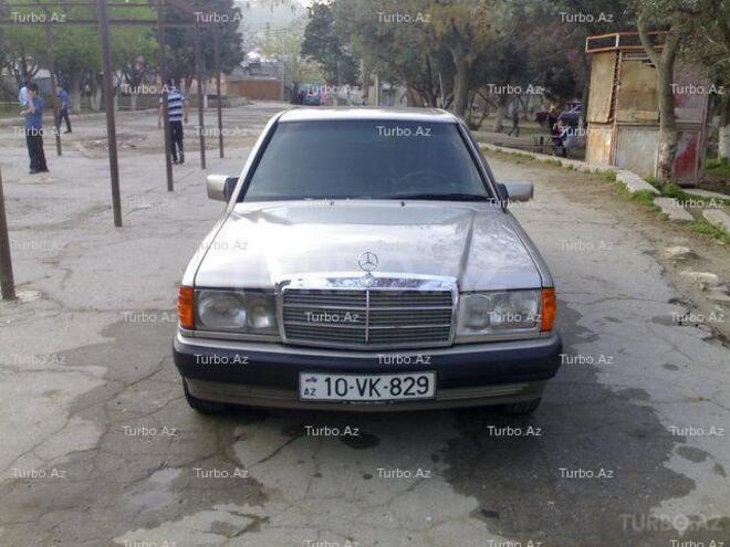 Mercedes 190 1991, 300,000 km - 2.3 л - Bakı