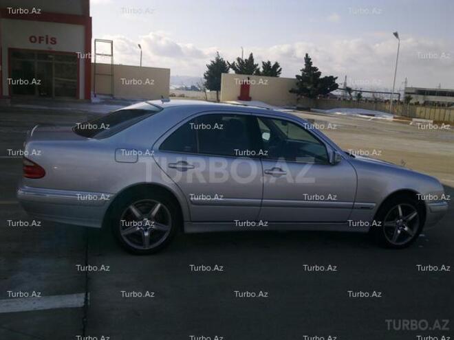 Mercedes E 320 2000, 147,000 km - 3.2 l - Bakı