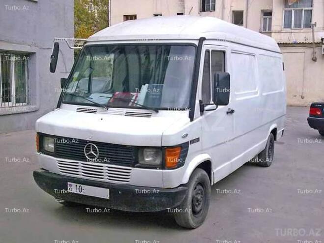 Mercedes 208 D 1994, 191,000 km - 2.3 l - Bakı