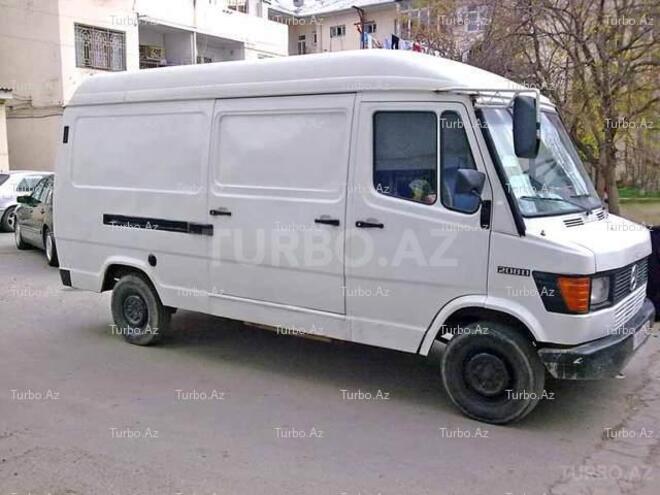 Mercedes 208 D 1994, 191,000 km - 2.3 l - Bakı